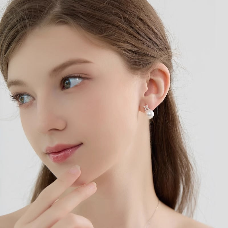 Pearl type: Saltwater pearl; Style: Earrings; Shape: Round