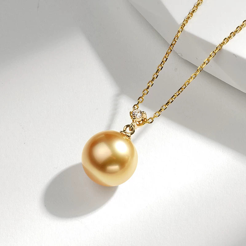 South Sea Golden Pearl Pendant 18K Gold Diamond Necklace Seawater Pearl Clavicle Necklace High-End Jewelry Gifts