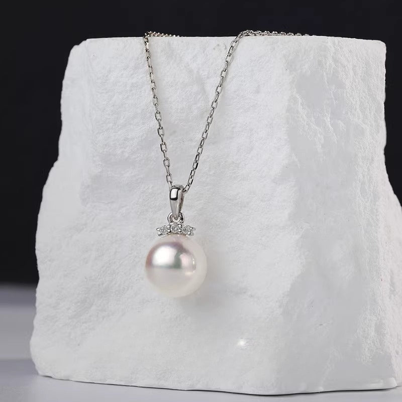 Akoya Pearl Pendant 18K Gold Diamond Necklace Round Seawater Pearl Clavicle Chain Premium Temperament Jewelry