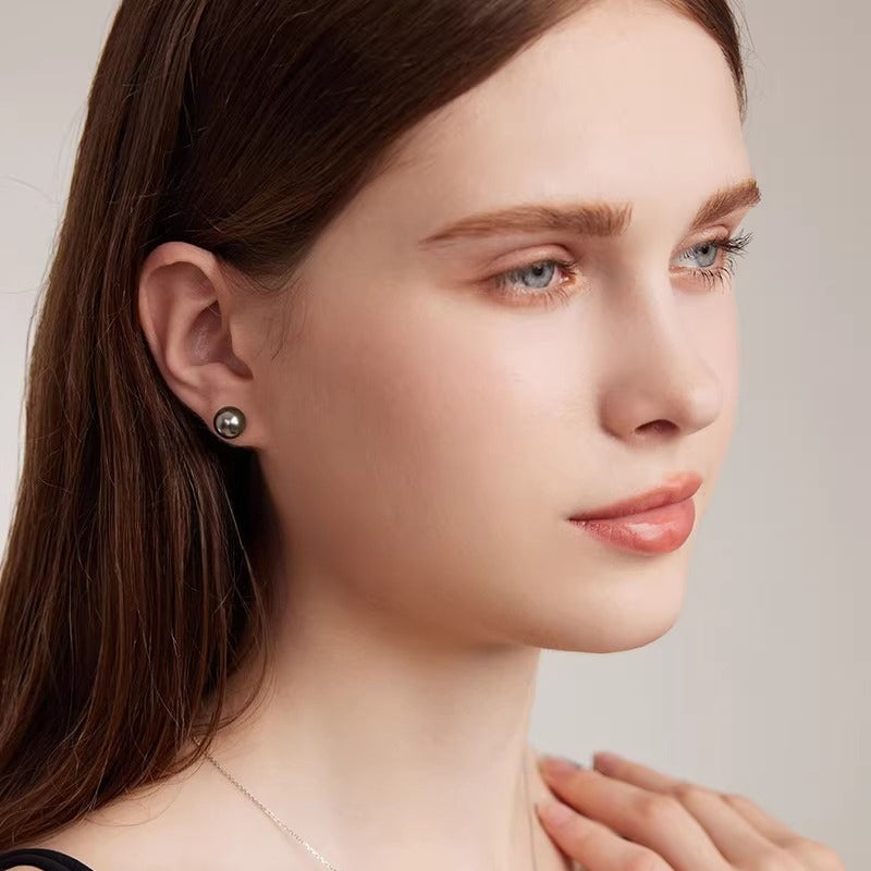 Tahitian Black Pearl Stud Earrings 18K Gold Earrings Perfectly Round Seawater Pearl Earrings High-End Versatile Jewelry