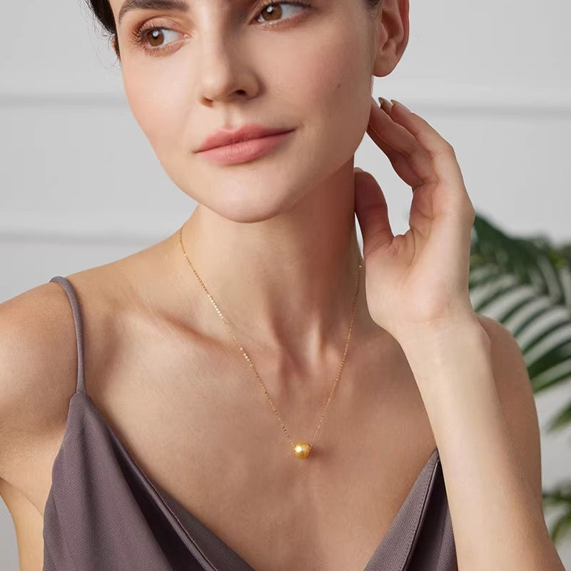 South Sea Golden Pearl Lucky Road Necklace 18K Gold Pendant Single Seawater Pearl Clavicle Chain High-End Jewelry