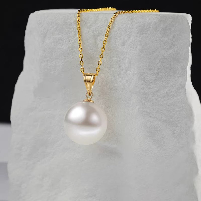 Edison Freshwater Pearl Pendant 18K Gold Necklace with High-Luminous Natural Pearl Clavicle Chain - A Gift for Mother