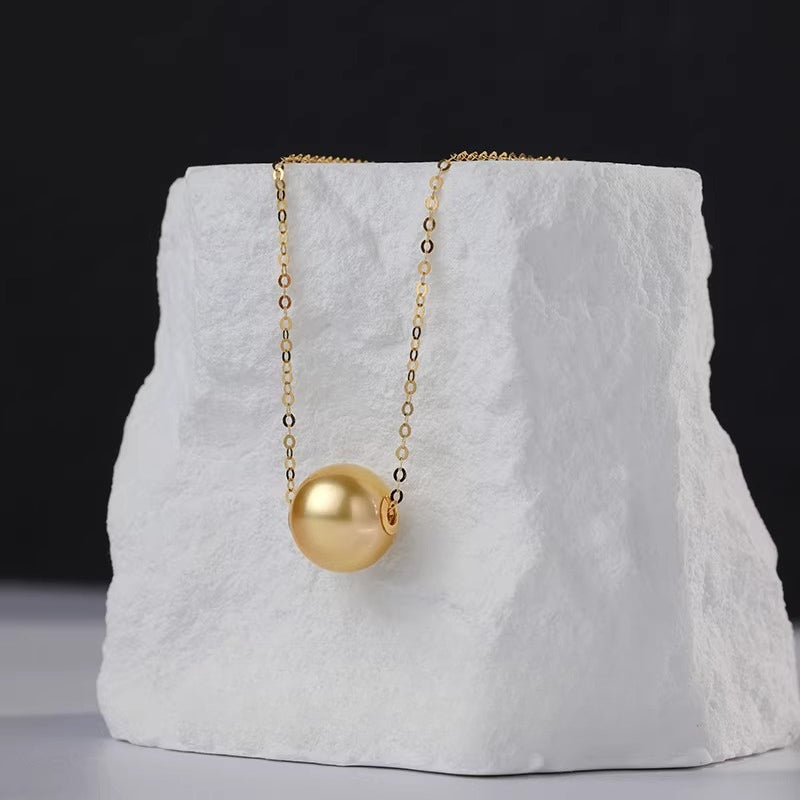 South Sea Golden Pearl Lucky Road Necklace 18K Gold Pendant Single Seawater Pearl Clavicle Chain High-End Jewelry
