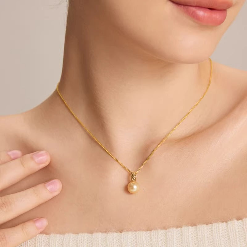 South Sea Gold Pearl Pendant 18K Gold Natural Seawater Pearl Necklace Choker Lightweight Luxury Jewelry High-End Feel