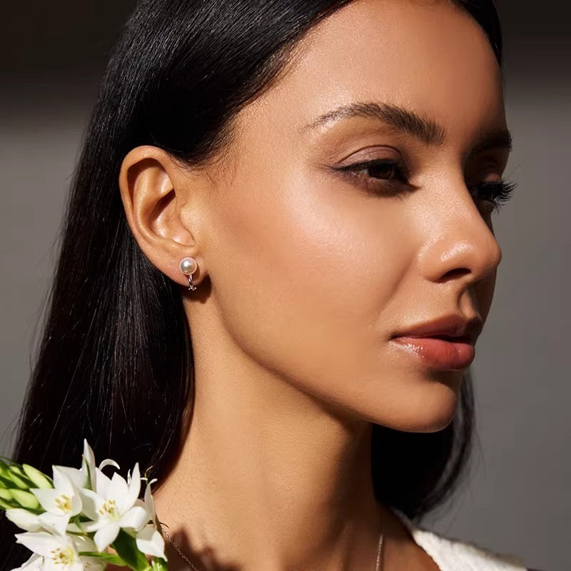 Akoya Pearl Clip-on Earrings, 18K Gold Stud Earrings, Non-Pierced Earrings, Saltwater Pearl Earrings, Elegant Jewelry Gift