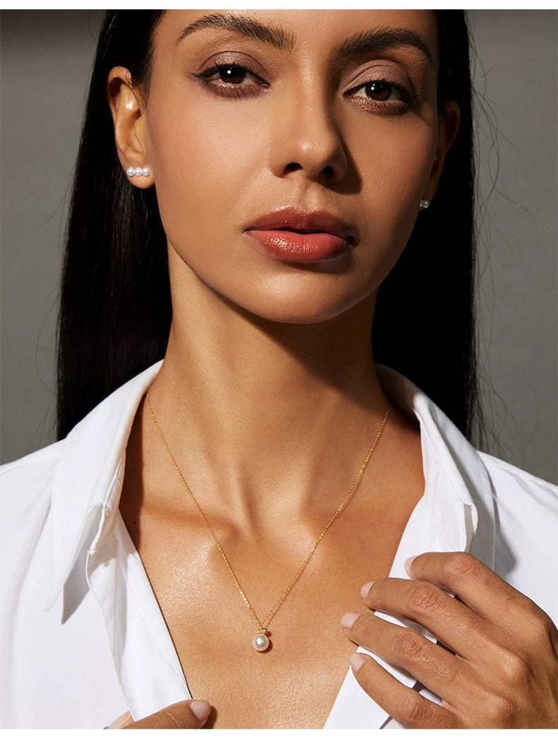 Small Golden Pearl Freshwater Pearl Pendant 18K Gold Natural Pearl Necklace Clavicle Chain Versatile Jewelry Girlfriend Gift