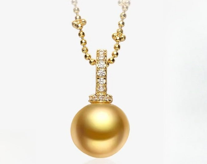 South Sea Gold Pearl Pendant S925 Silver Necklace Saltwater Pearl Collarbone Chain Light Luxury High-End Neck Ornament Versatile Necklace