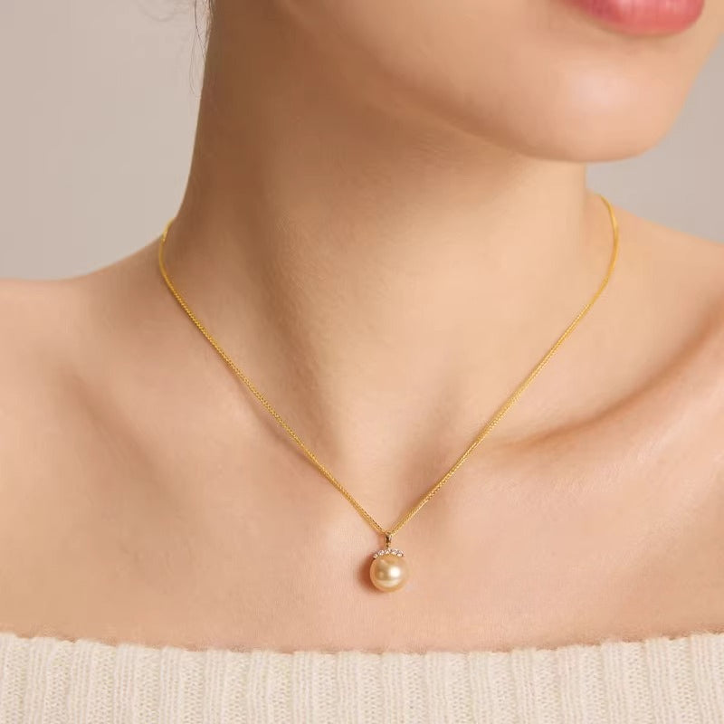 South Sea Golden Pearl Pendant, 18K Gold "Eyelash" Necklace, Natural Seawater Pearl, Light Luxury Neck Ornament, High-End Gift for Girlfriend