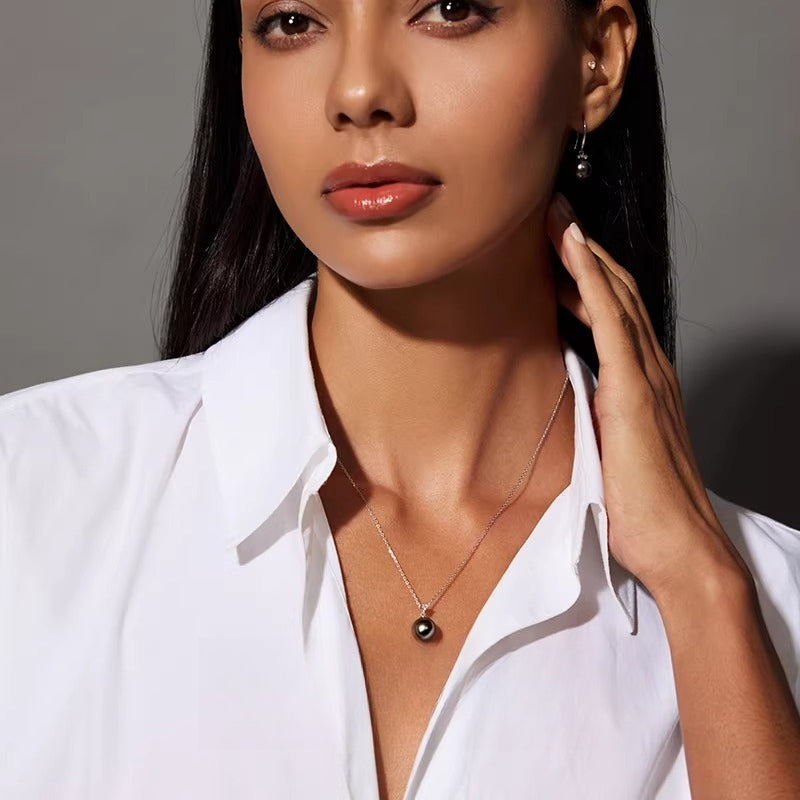 Tahitian Black Pearl Pendant, 18K Gold Diamond Necklace, High-End Jewelry, Saltwater Pearl Choker for Women